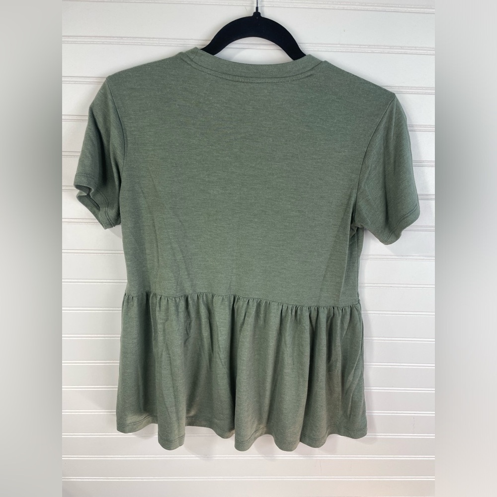American Eagle Olive Green Short Sleeve Peplum Babydoll Tee XS Women’s EUC - Picture 2 of 10